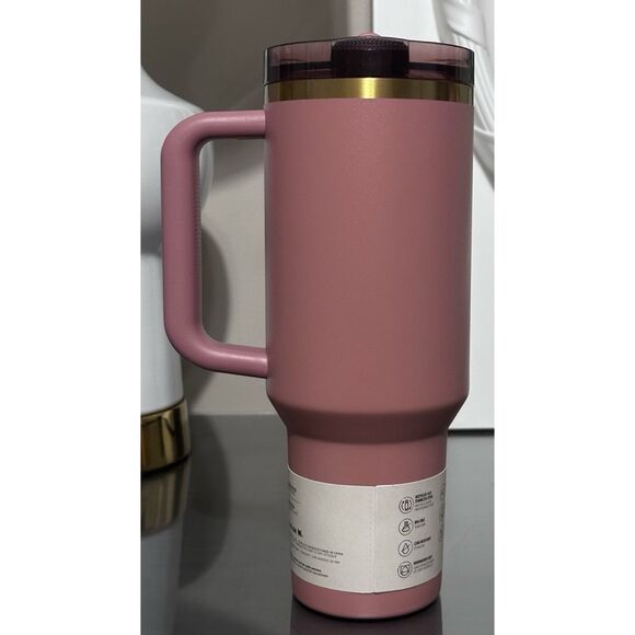 LIMITED EDITION STANLEY QUENCHER PROTOUR FLIP STRAW TUMBLER, 40OZ- ANTIQUE PINK - Picture 3 of 5